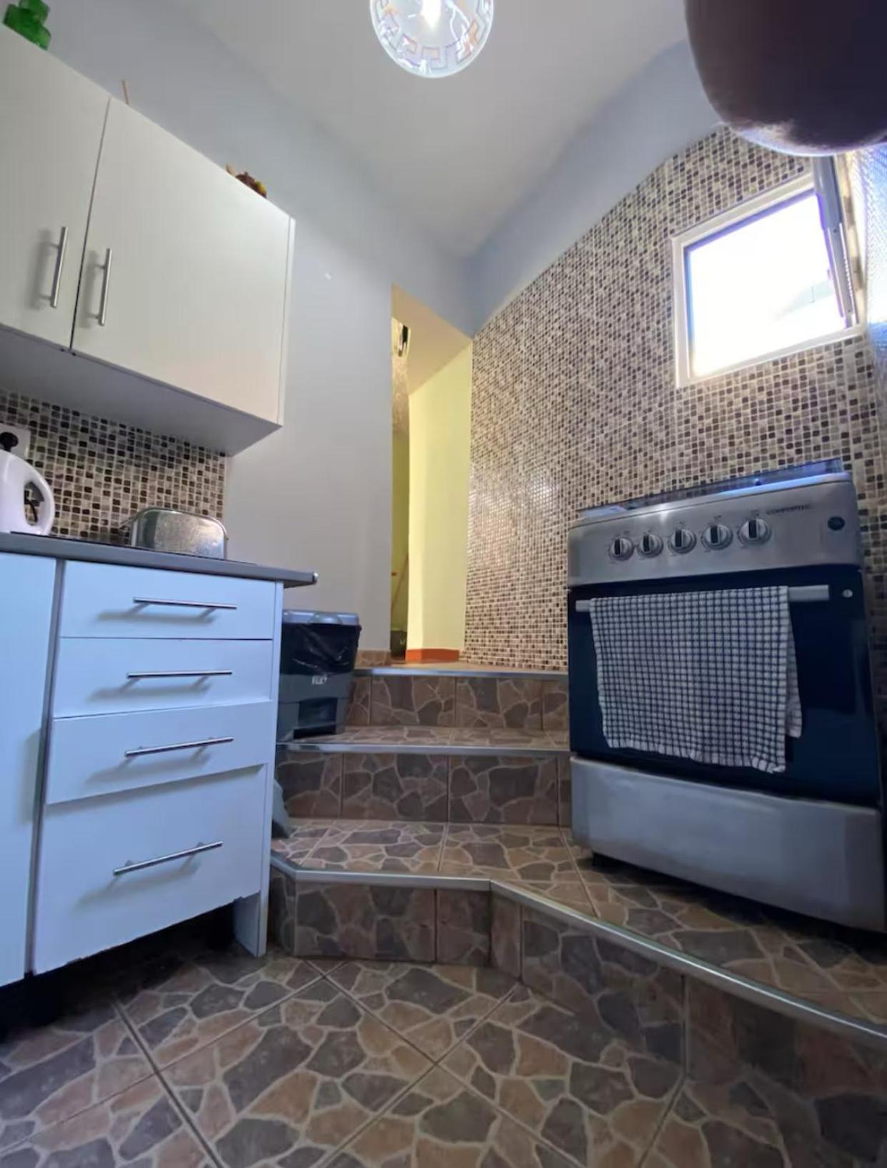 2 Bed Room Apartment , Sea View, 10 Minutes Walk To The Beach 里贝拉布拉瓦 外观 照片